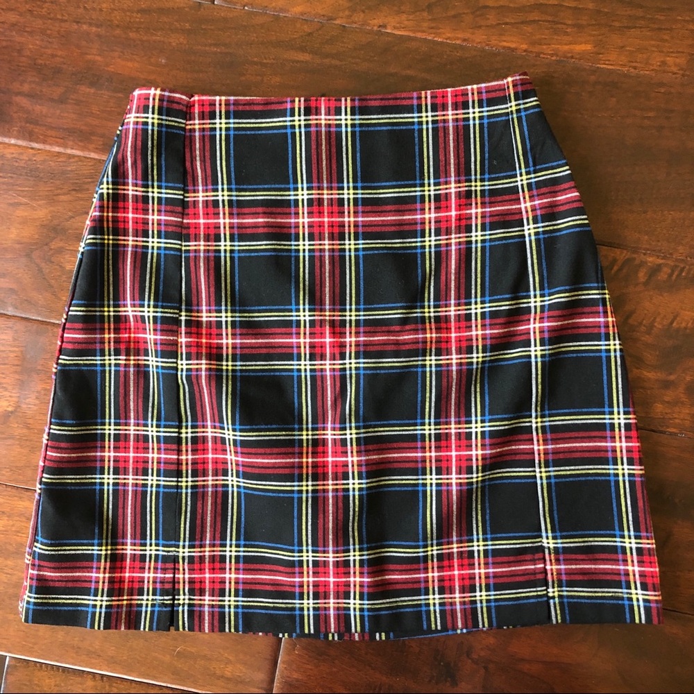 brandy melville red plaid skirt